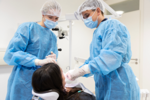 Dantų implantacija Altadenta